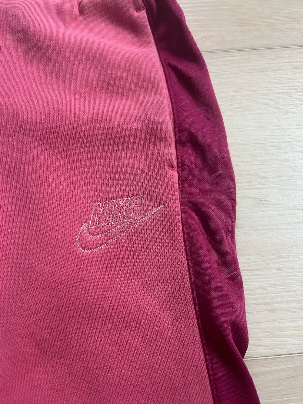 Girls Nike sweatpants